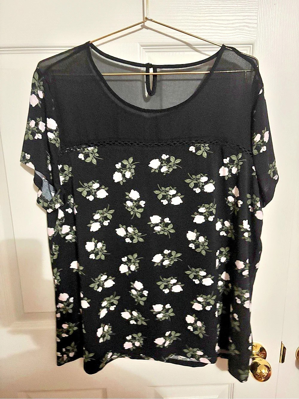 Ricki's Floral Short Sleeve Top in Black & Pink